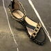 SOFIE SCHNOOR - S222730 - Sandal med guld nitter og kæde - Sort